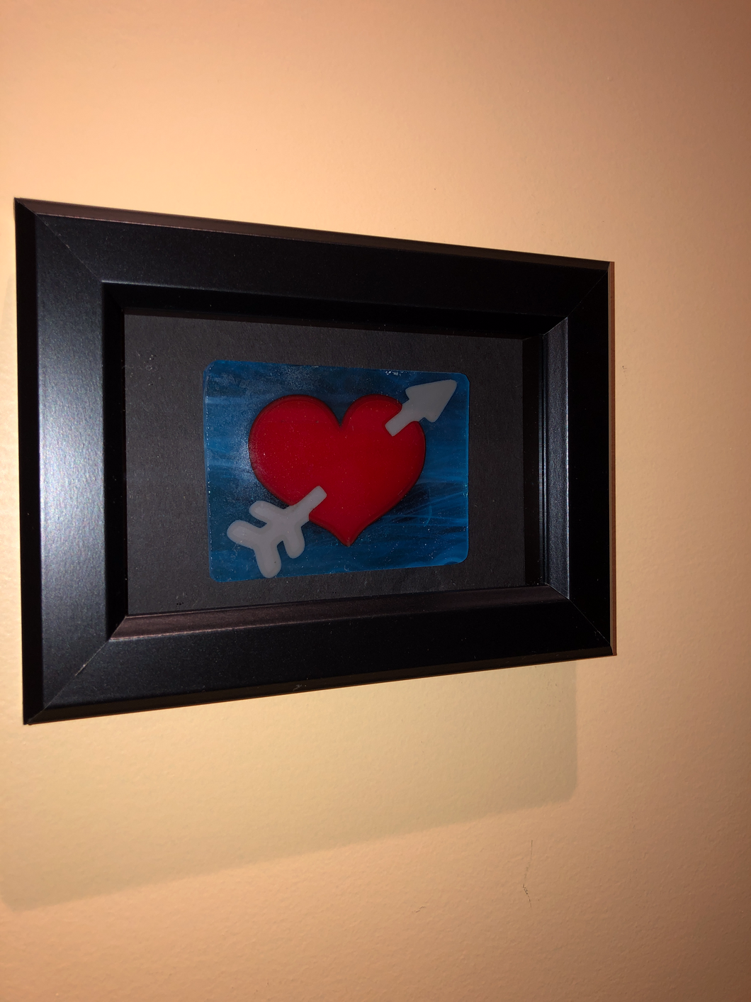 FRAMED-RED HEART WITH ARROW