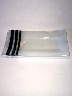 LONG PLATE-WHITE SWIRL WITH BLACK STRIPS