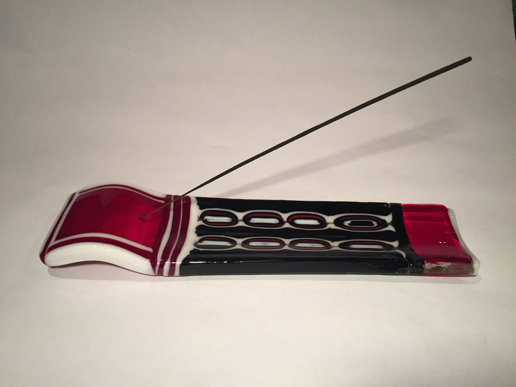 INSENSE BURNER -RED BLACK AND WHITE