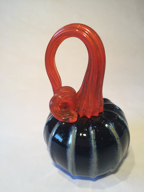 PUMKIN-BLACK FANCY WITH FANCY ORANGE TOP
